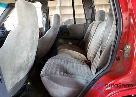 1993 Jeep Grand Cherokee Laredo from USA, damaged, VIN 1J4GZ58Y8RC119240